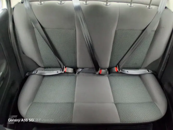 VOYAGE 1.0 12V MPI TOTALFLEX 4P MANUAL