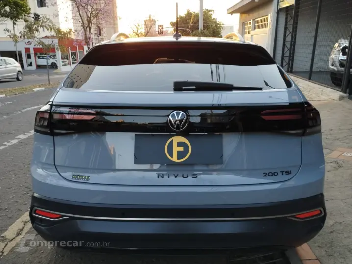 Nivus 1.0 4P FLEX 200 TSI HIGHLINE TURBO AUTOMÁTICO