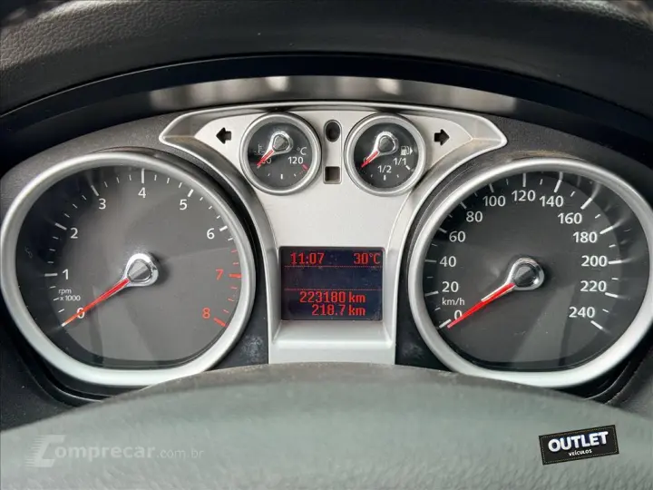 FOCUS 1.6 GL 16V FLEX 4P MANUAL