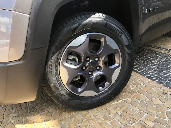Renegade 1.8 16V Flex 4P Automático
