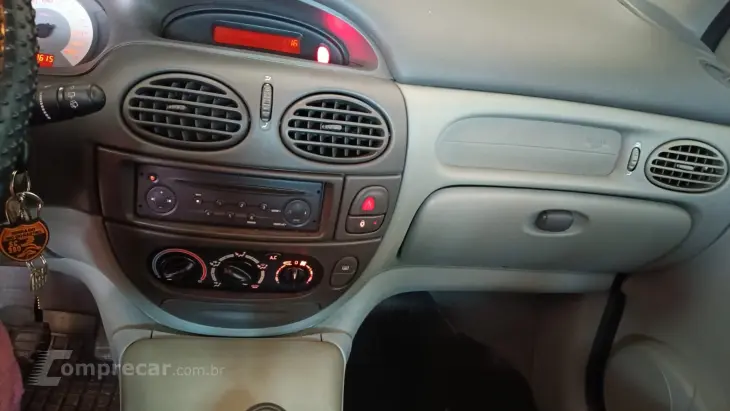 SCÉNIC 1.6 Expression 16V