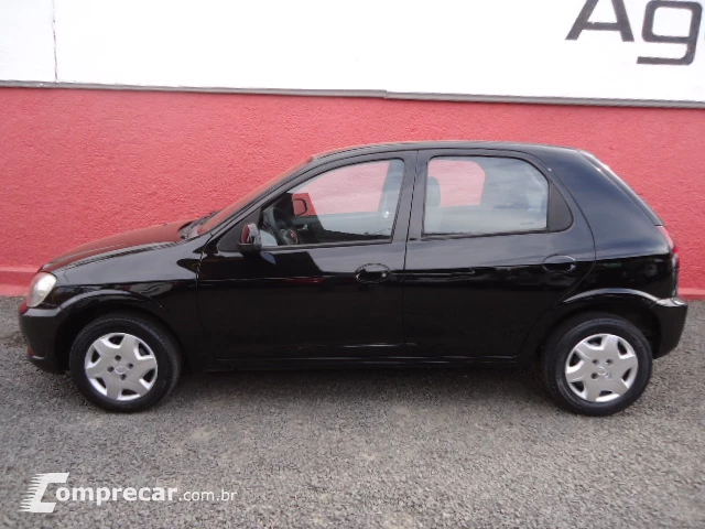 CELTA 1.0 MPFI LT 8V