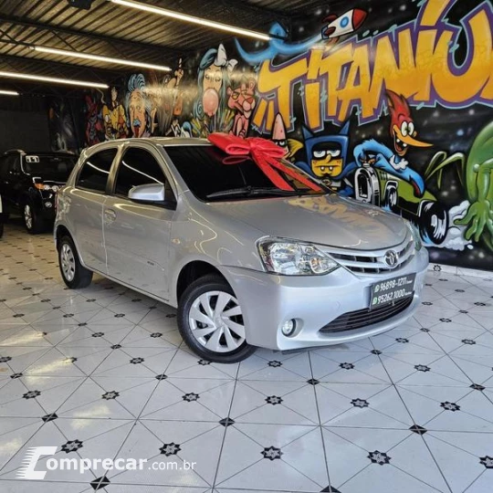 ETIOS HB XS 15 AT