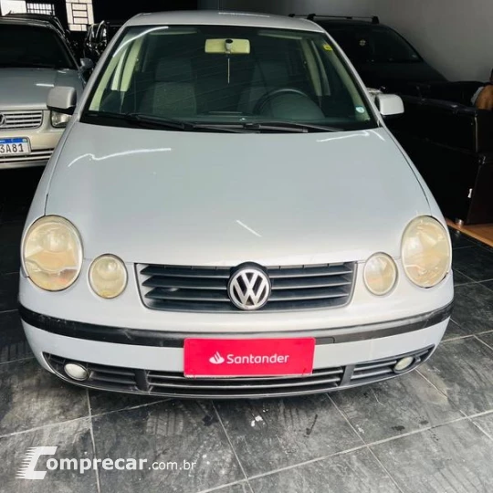 POLO SEDAN 1.6