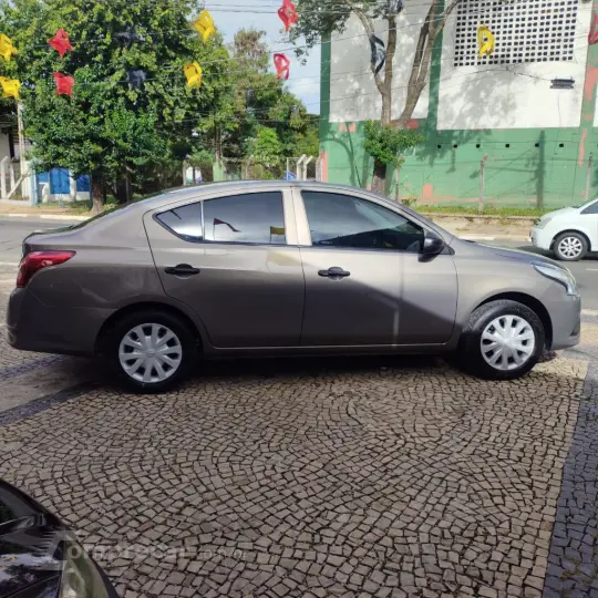 VERSA V-DRIVE Esp.Ed. 1.6 16v Flex Aut.