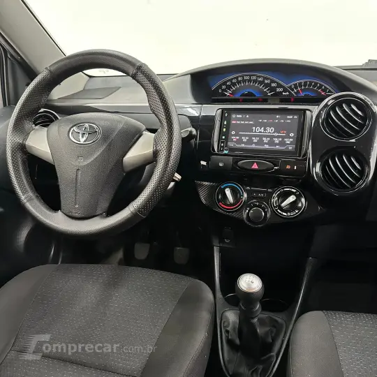 ETIOS HB X ETIOS HB X