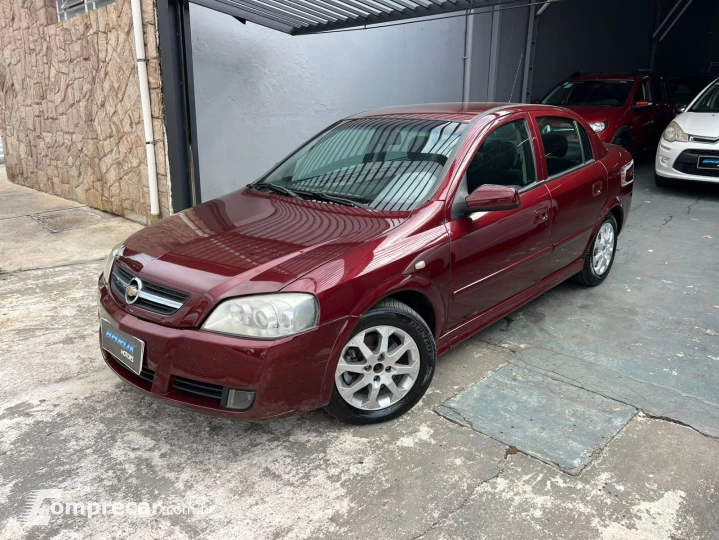 ASTRA 2.0 MPFI Advantage Sedan 8V