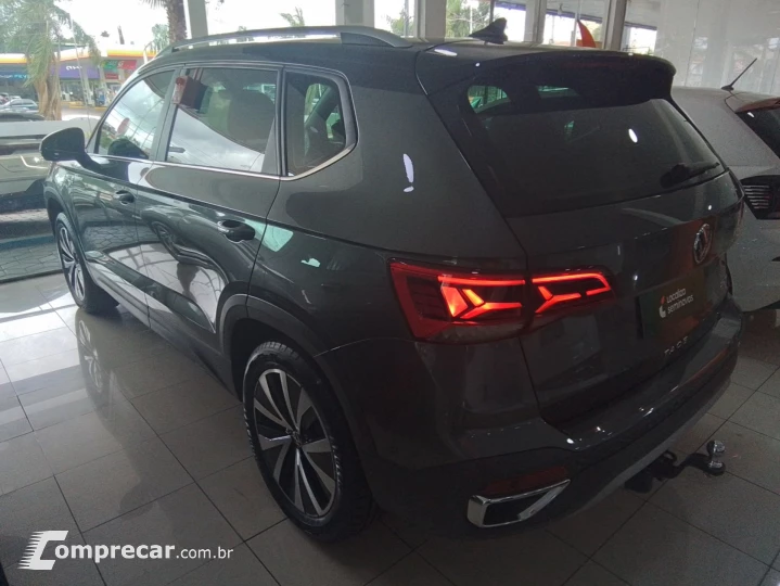 TAOS 1.4 250 TSI TOTAL FLEX HIGHLINE AUTOMÁTICO