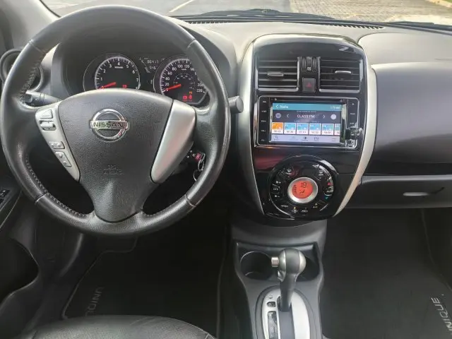 VERSA - 1.6 16V UNIQUE 4P XTRONIC