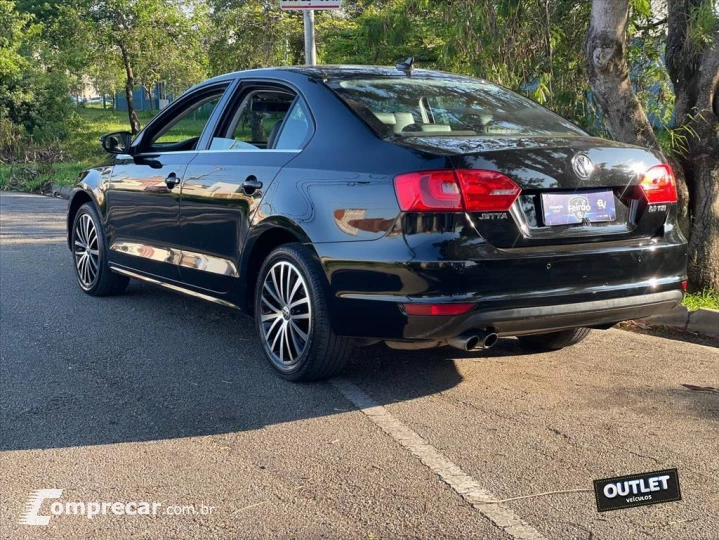 JETTA 2.0 TSI HIGHLINE 200CV GASOLINA 4P TIPTRONIC