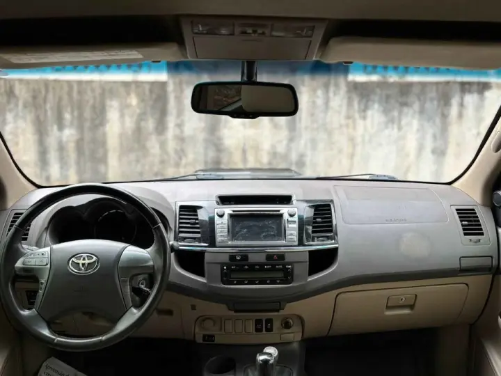 HILUX SW4 3.0 SRV 4X4 7 Lugares 16V Turbo Intercooler