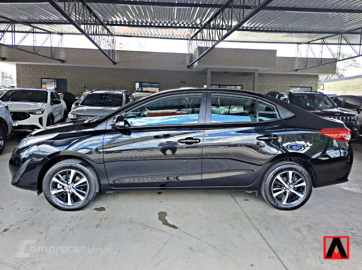 YARIS 1.5 16V Sedan XS Connect