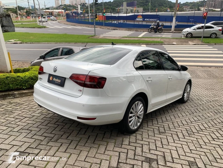 JETTA Comfortline 1.4 TSI 16V 4p Aut.