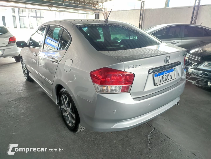 CITY 1.5 EX Sedan 16V