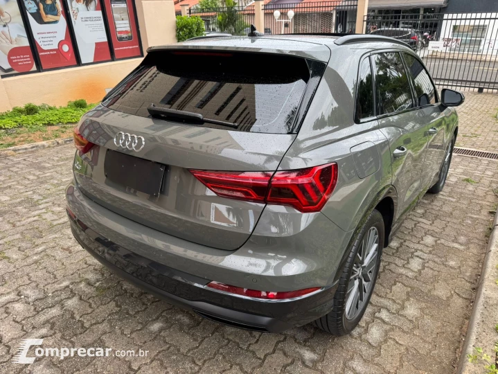 Q3 1.4 TFSI Black Edition S Tronic