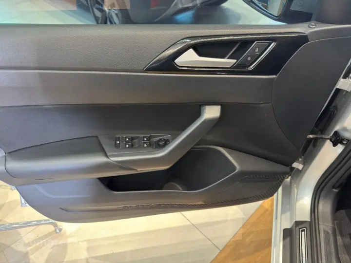 Polo Hatch 1.0 4P 170 TSI HIGHLINE AUTOMÁTICO