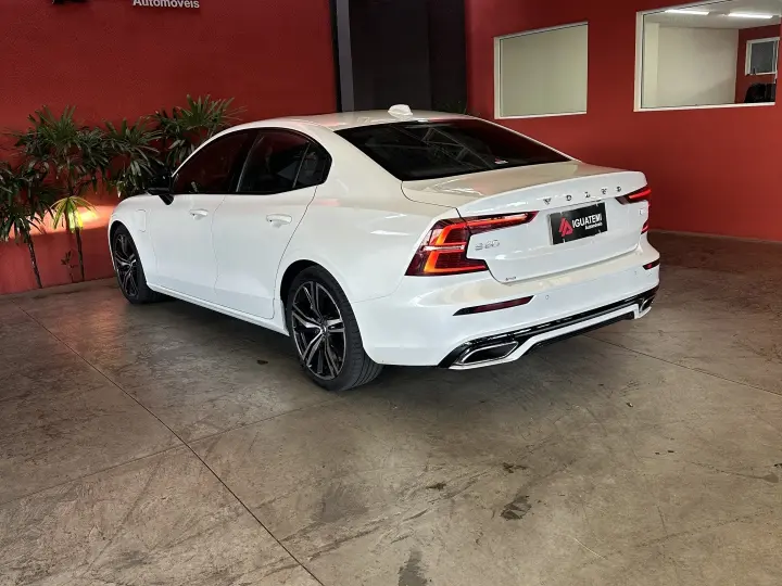 S60 2.0 T8 R-DESIGN HÍBRIDO 4P AUTOMÁTICO