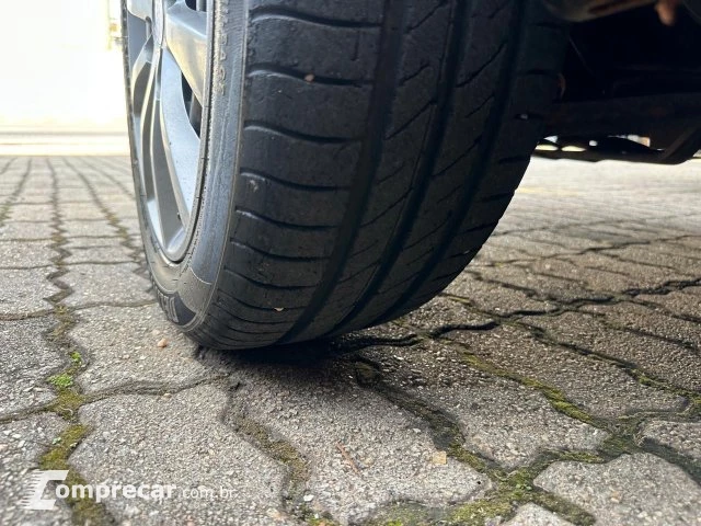 SIENA - 1.0 MPI FIRE CELEBRATION 8V 4P MANUAL