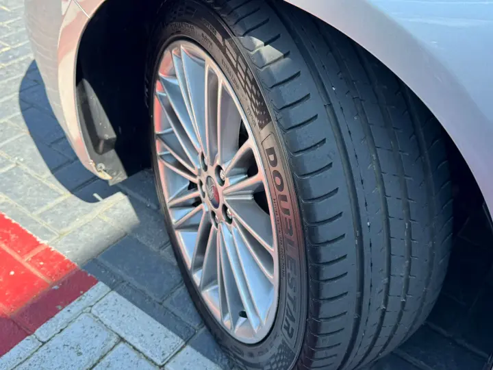FUSION 2.0 Titanium FWD 16V