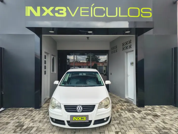 POLO SEDAN 1.6 MI 8V FLEX 4P MANUAL