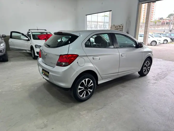 Onix 1.4 Mpfi Ltz 8V Flex 4P Automático