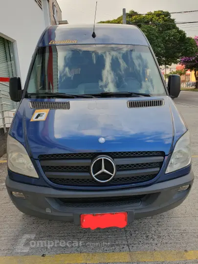 SPRINTER 2.2 415 CDI VAN 16 Lugares Teto Alto 16V Bi-turbo
