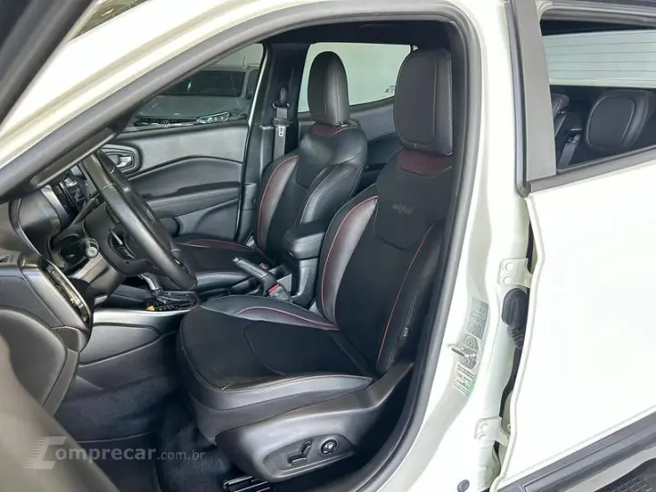 TORO ULTRA 2.0 16V 4x4 TB DIESEL AUT.