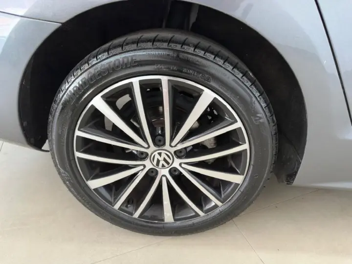 JETTA Highline 2.0 TSI 16V 4p Tiptronic