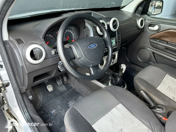 ECOSPORT 1.6 XLT FREESTYLE 8V FLEX 4P MANUAL