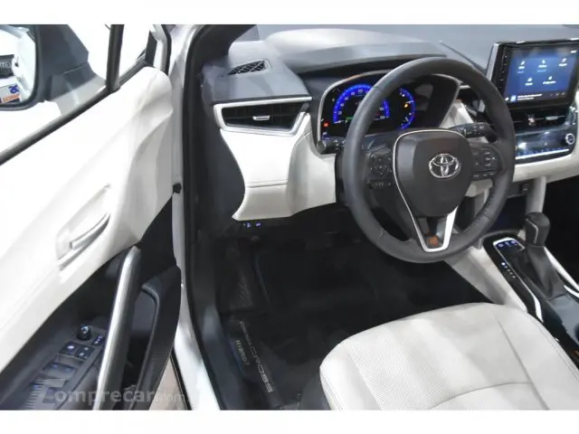 COROLLA CROSS - 1.8 VVT-I HYBRID XRX CVT