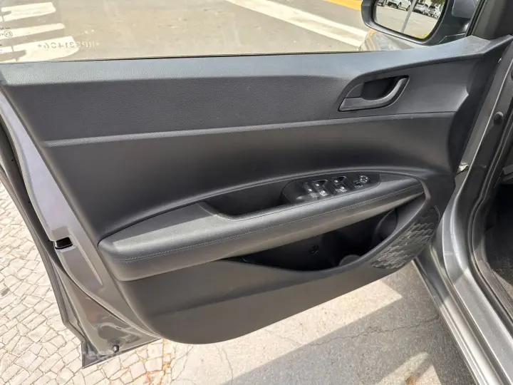 HB20 1.0 Comfort Plus 12V Turbo