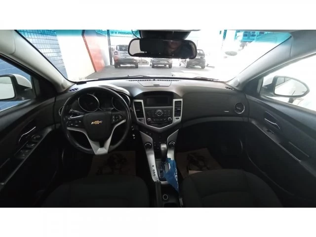 CRUZE SEDAN - 1.8 LT 16V 4P AUTOMÁTICO