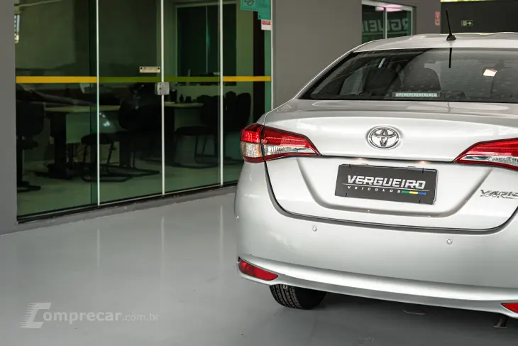 YARIS 1.5 16V Sedan XL live Multidrive