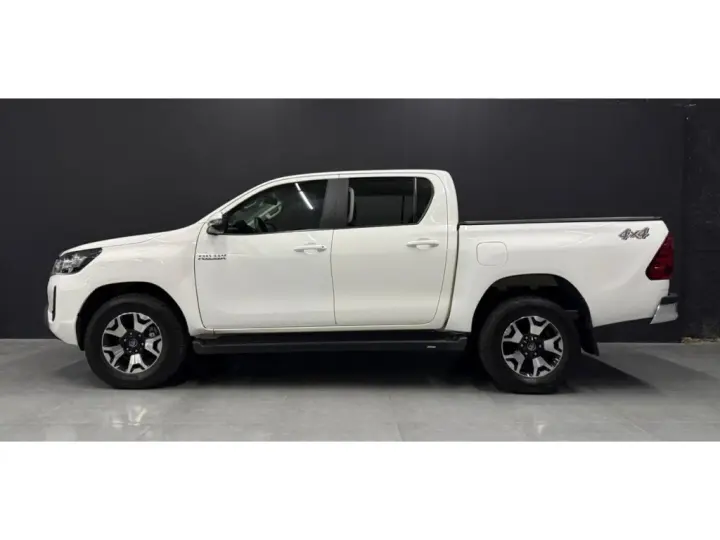 HILUX 2.8 D-4D TURBO DIESEL CHASSI 4X4 MANUAL