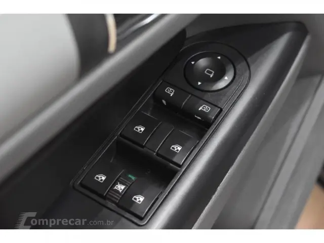 VECTRA SEDAN - 2.0 MPFI ELEGANCE 8V 4P MANUAL