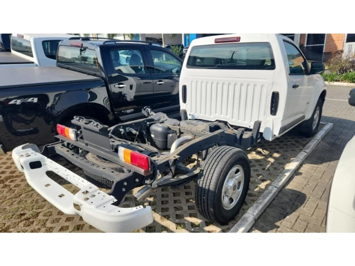 S10 2.8 16V TURBO DIESEL WT CHASSIS 4X4 MANUAL