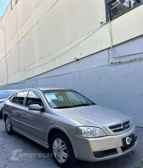ASTRA 2.0 MPFI Elegance Sedan 8V