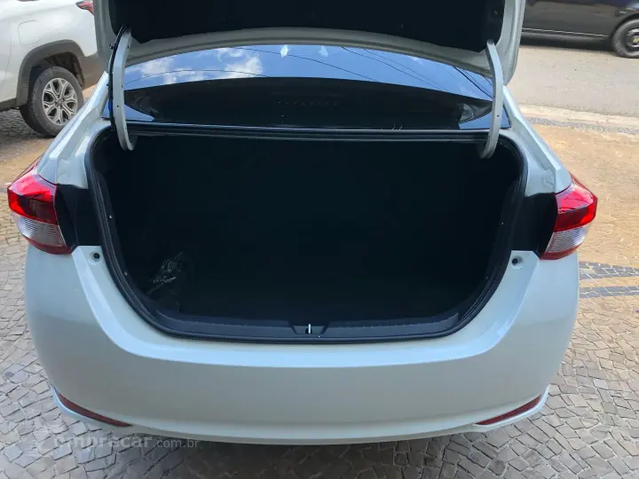 Yaris 1.5 16V Flex Sedan Xl Manual