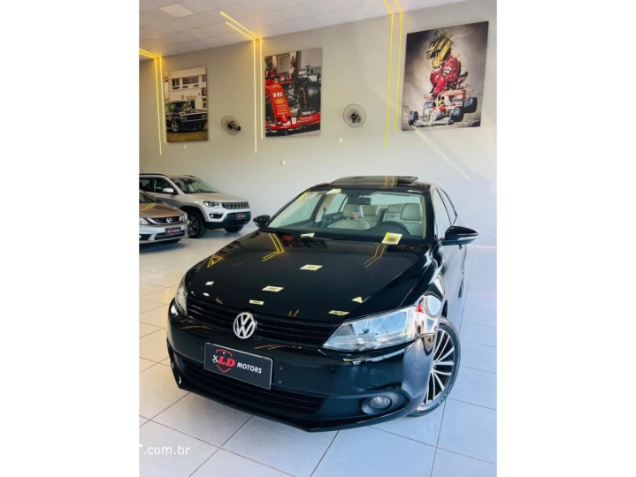 JETTA 2.0 TSI HIGHLINE 200CV GASOLINA 4P TIPTRONIC