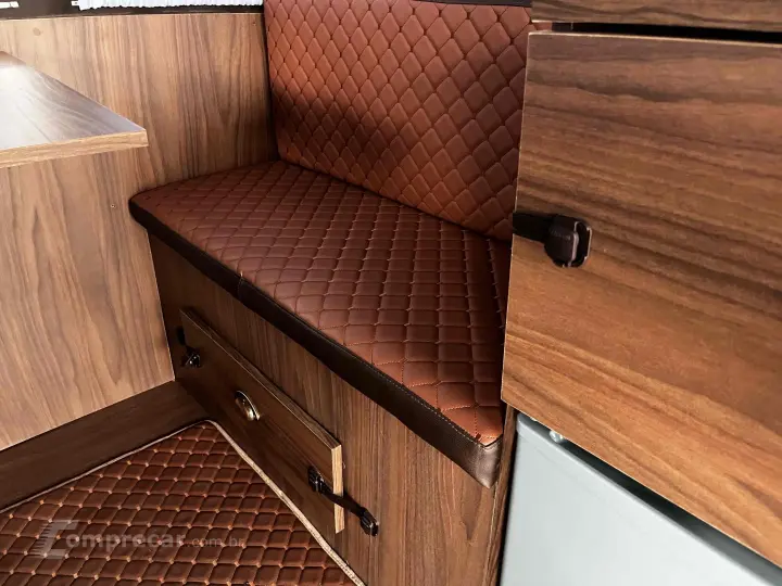 KOMBI 1.6 LUXO 8V GASOLINA 3P MANUAL