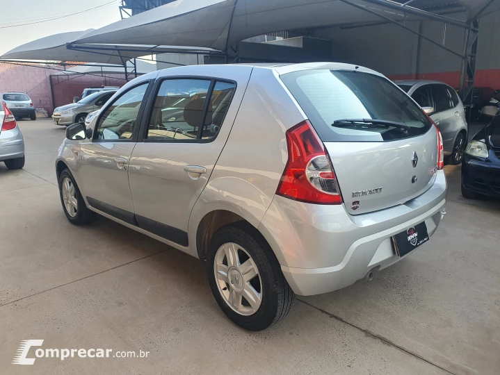 SANDERO 1.6 Privilége 8V