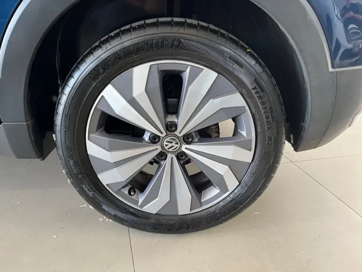 T-Cross Comfor. 200 TSI 1.0 Flex 5p Aut.