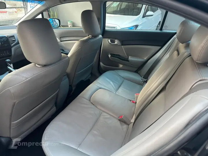 Civic 2.0 16V 4P FLEX LXR AUTOMÁTICO
