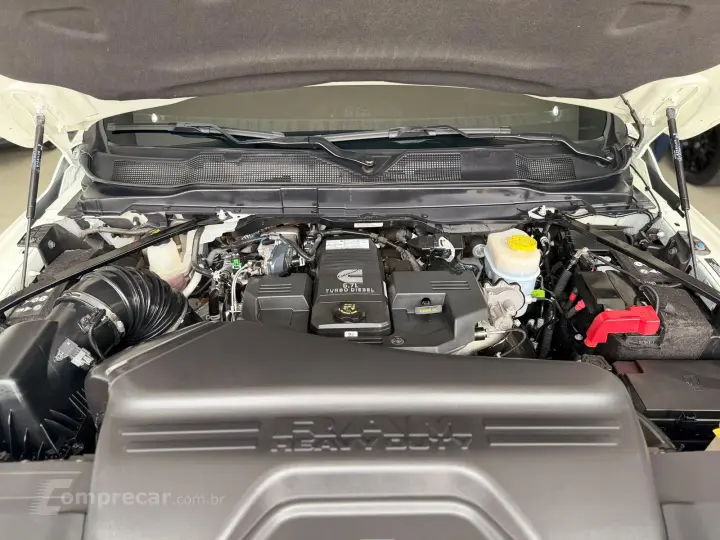 2500 6.7 I6 Turbo Laramie CD 4X4