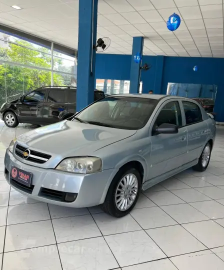 ASTRA 2.0 MPFI Advantage Sedan 8V