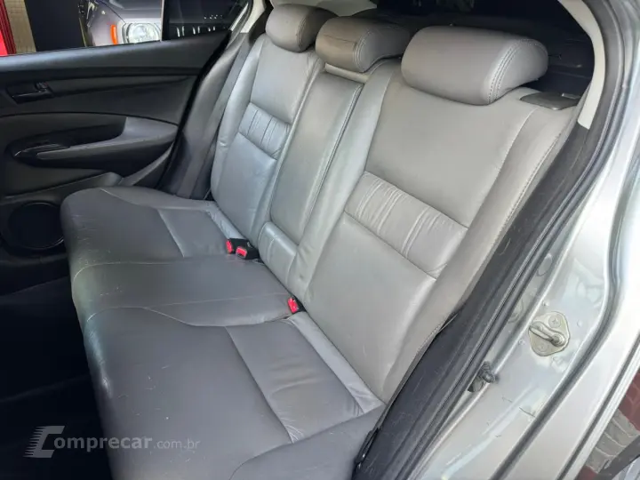 CITY 1.5 LX Sedan 16V