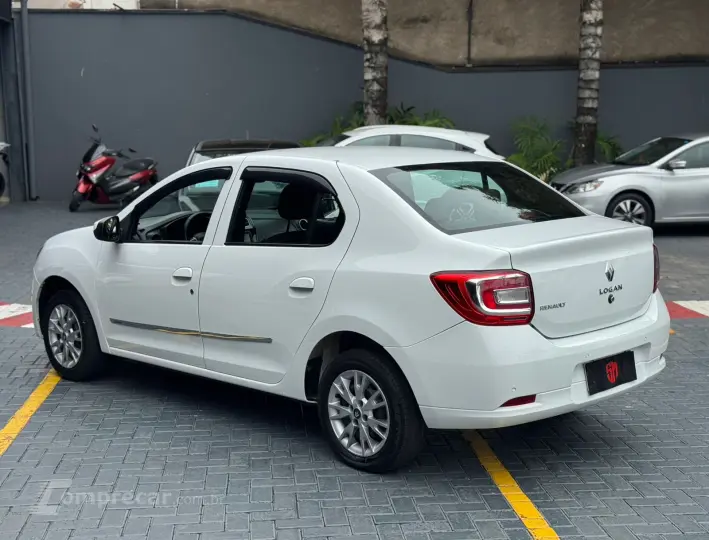 LOGAN 1.0 12V SCE ZEN