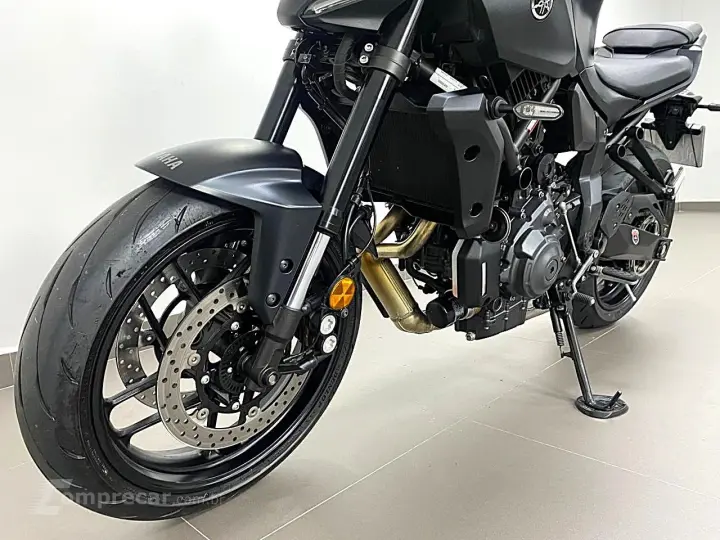 YAMAHA MT-07 CONNECTED ABS