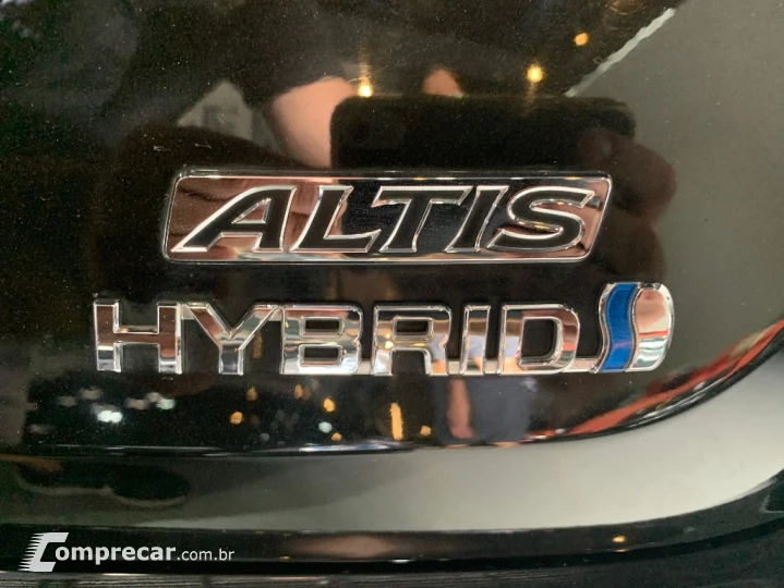 COROLLA 1.8 VVT-I Hybrid Altis