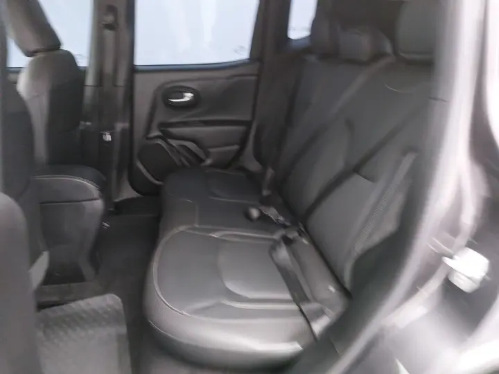 RENEGADE 1.3 T270 TURBO FLEX LONGITUDE AT6